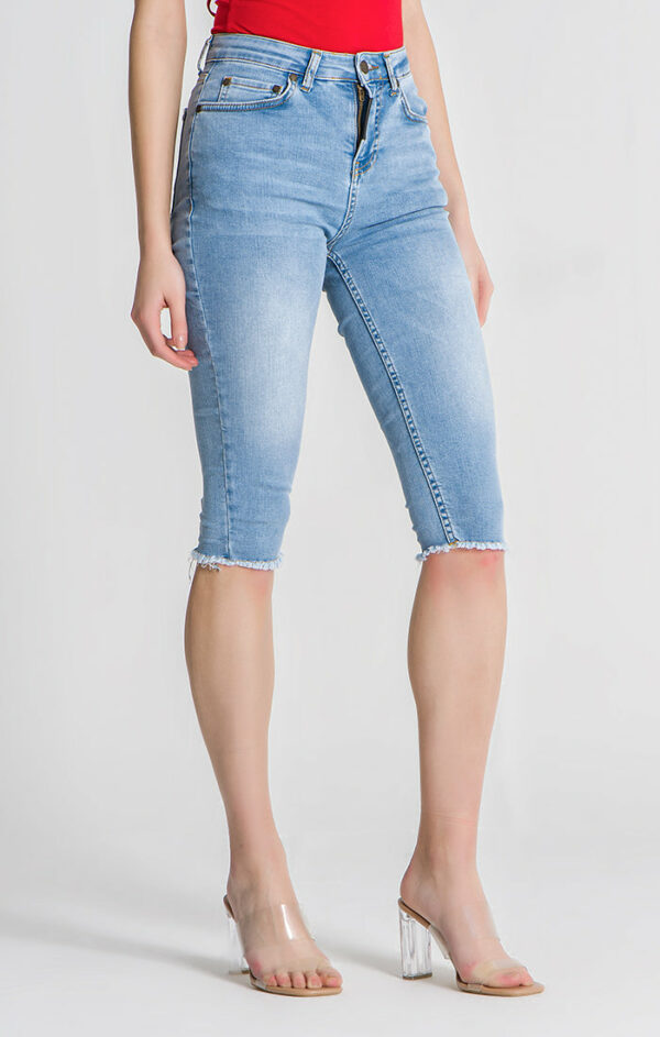 Light-Blue-Under-Skinny-Jeans-6_2ecd04d9-b791-442e-9070-29f25a6e8eee.jpg